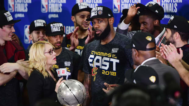 lebron_james_nba_finals_2018_.jpg